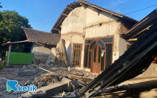 Thumbnail Berita - Dampak Gempa Banyuwangi, Puluhan Rumah di Situbondo Rusak