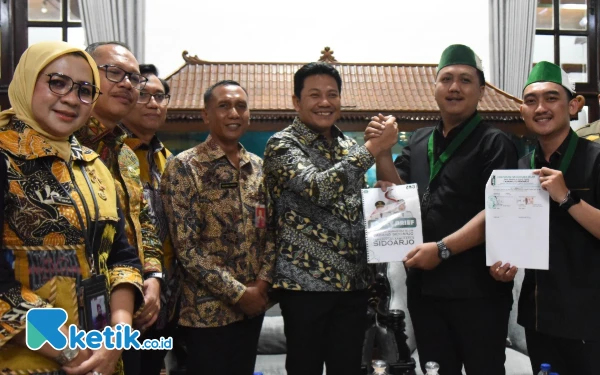 Thumbnail Bupati Sidoarjo Subandi Perintahkan Jawab Sorotan Mahasiswa, Begini Kata Para Kepala Dinas…