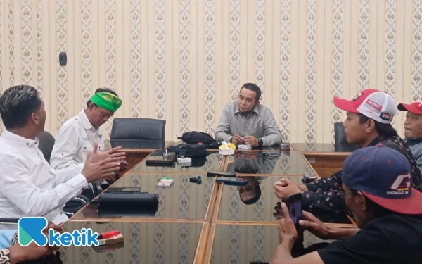 Thumbnail Berita - Soal Rekomendasi, Ketua DPRD Situbondo Siap Koordinasi dan Evaluasi