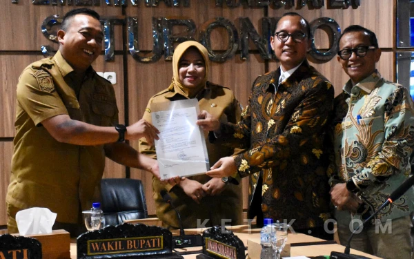 Thumbnail Berita - Komentar Wakil Direktur Unair Prof Suparto Ketika Bertemu Bupati Situbondo