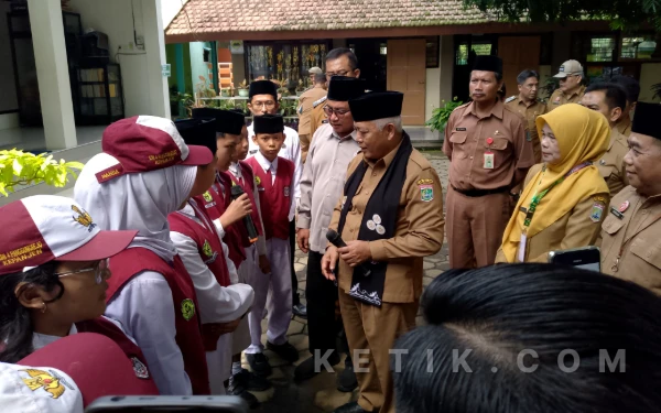 Thumbnail Berita - Pastikan Pendidikan Berkualitas, Bupati Malang Tinjau 3 Sekolah Unggulan