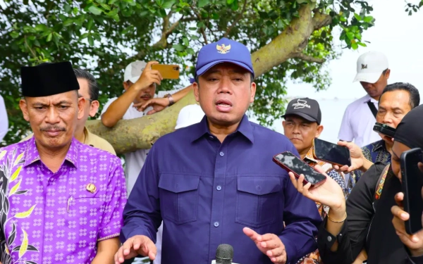 Thumbnail Menteri ATR/BPN Nusron Wahid Tegaskan Seluruh Sertifikat di Luar Garis Pantai Batal