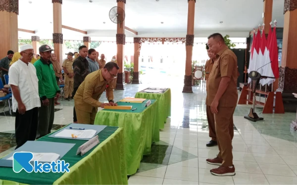 Thumbnail Berita - Pemkab Situbondo Gelontorkan Dana Hibah Rp7,2 M untuk Petani, Pengawasan Secara Digital