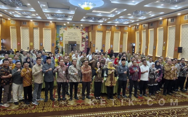 Thumbnail Berita - Wujudkan Pramuka Produktif! Ini Pesan Kak Khofifah untuk Kwarda Jatim