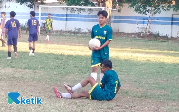 Thumbnail Berita - Liga Pelajar Bupati Situbondo Cup, SMAN 1 Panarukan Menang 3-0 Atas SMKN 1 Panji
