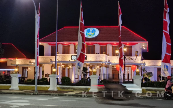 Thumbnail Sssttt..!! Gubernur Khofifah Mutasi Pejabat Eselon II di Grahadi Hari Ini, Siapa Saja?