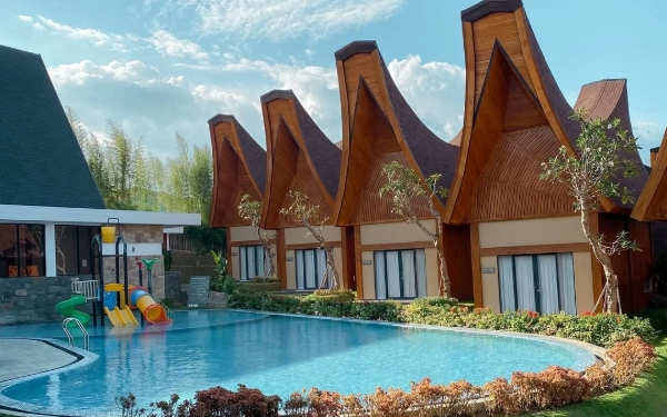 Thumbnail Butuh Penginapan Eksklusif? Ini Beberapa Hotel Bintang Empat dengan View Memukau di Kabupaten Malang
