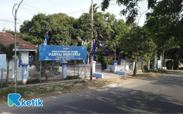 Thumbnail Berita - Direktur Eksekutif Partai Demokrat Situbondo Tanggapi Kritik Wakil Ketua DPC