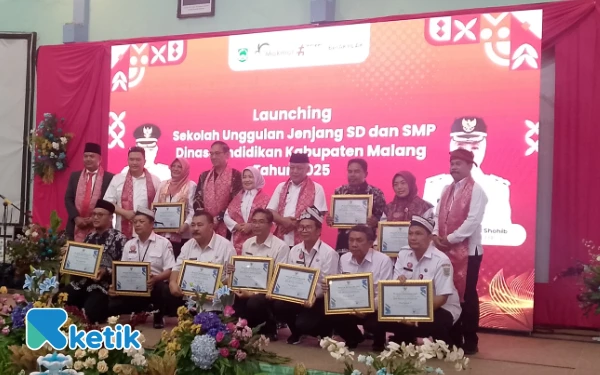 Thumbnail Dilaunching Bupati Sanusi, Ini Daftar 17 SD dan SMP Unggulan Kabupaten Malang