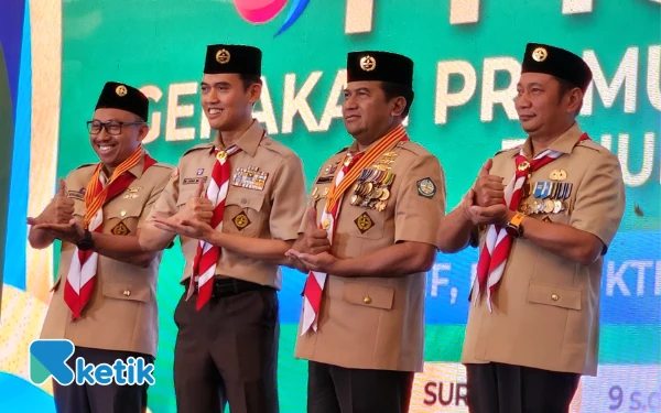 Thumbnail SELAMAT! Tiga Pejabat Pemprov Jatim Dianugerahi Penghargaan Pramuka oleh Kwartir Nasional, Siapa Saja?