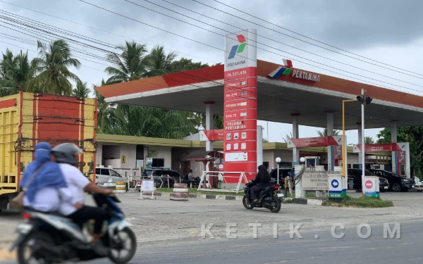 Thumbnail Berita - Diduga Timbun Solar Subsidi dari SPBU Susoh, Isu Mobil "Si Bos" dan Bekingan Tersebar