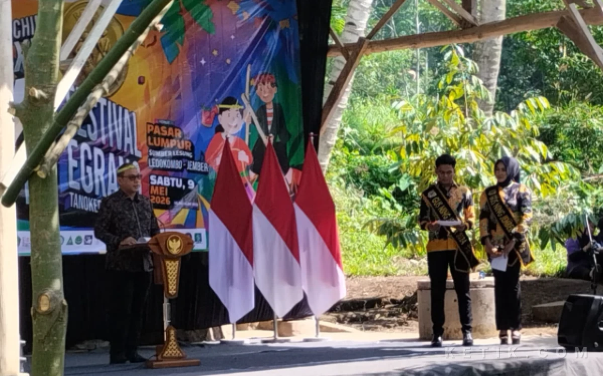Thumbnail Berita - Festival Egrang ke-14 Diluncurkan, Pemkab Jember Tekankan Pentingnya Jaga Jati Diri Bangsa di Era Digital