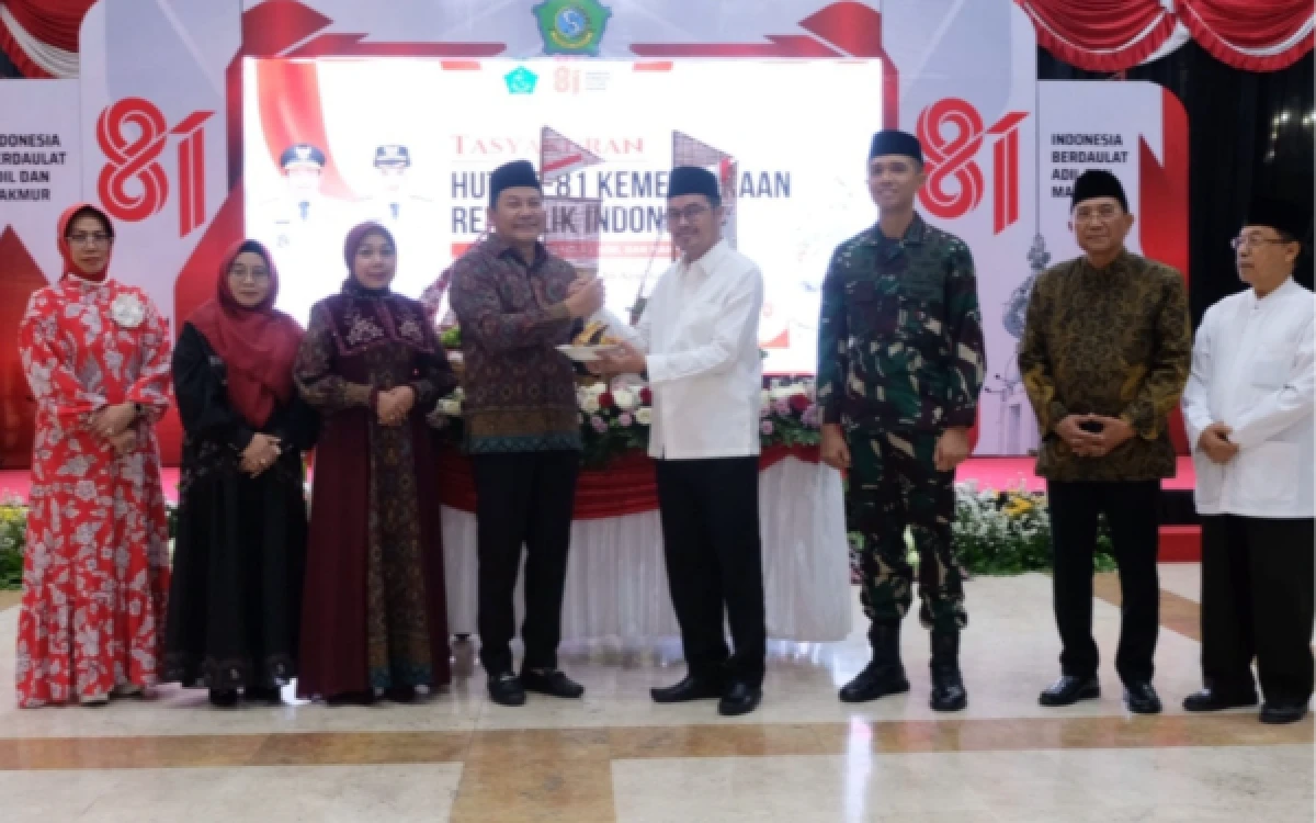 Thumbnail Berita - Peringati HUT RI, Bupati Subandi: Mari Dukung Presiden Wujudkan Indonesia Berdaulat, Adil, dan Makmur