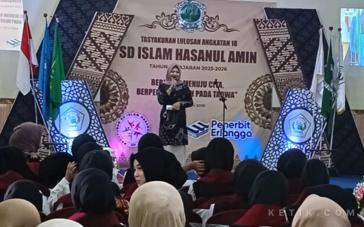 Thumbnail Berita - Hebat! Seluruh Siswa SD Islam Hasanul Amin Talun Blitar Lulus, Lima Raih Nilai Sempurna