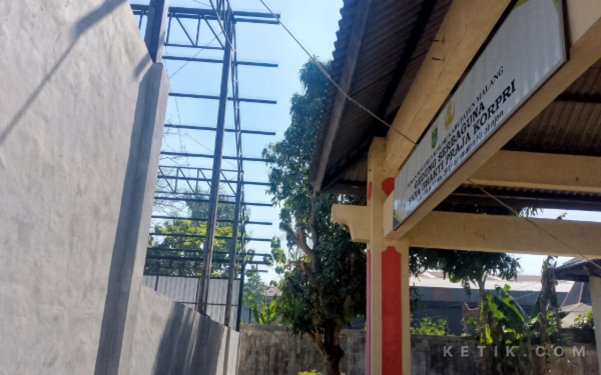 Thumbnail Berita - Diduga Berdiri di Ruang Publik, Kopdes Merah Putih Kepanjen Kabupaten Malang Diminta Segera Pindah! ‎