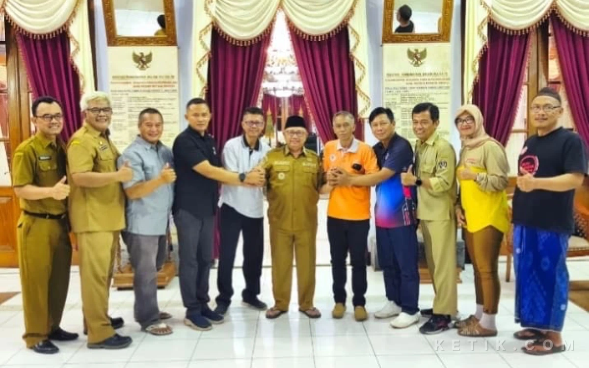 Thumbnail Berita - ADD Blitar 2027 Rp144 Miliar Baru Disepakati Lisan, Pembatalan Demo 5.000 Massa Picu Perpecahan Kades