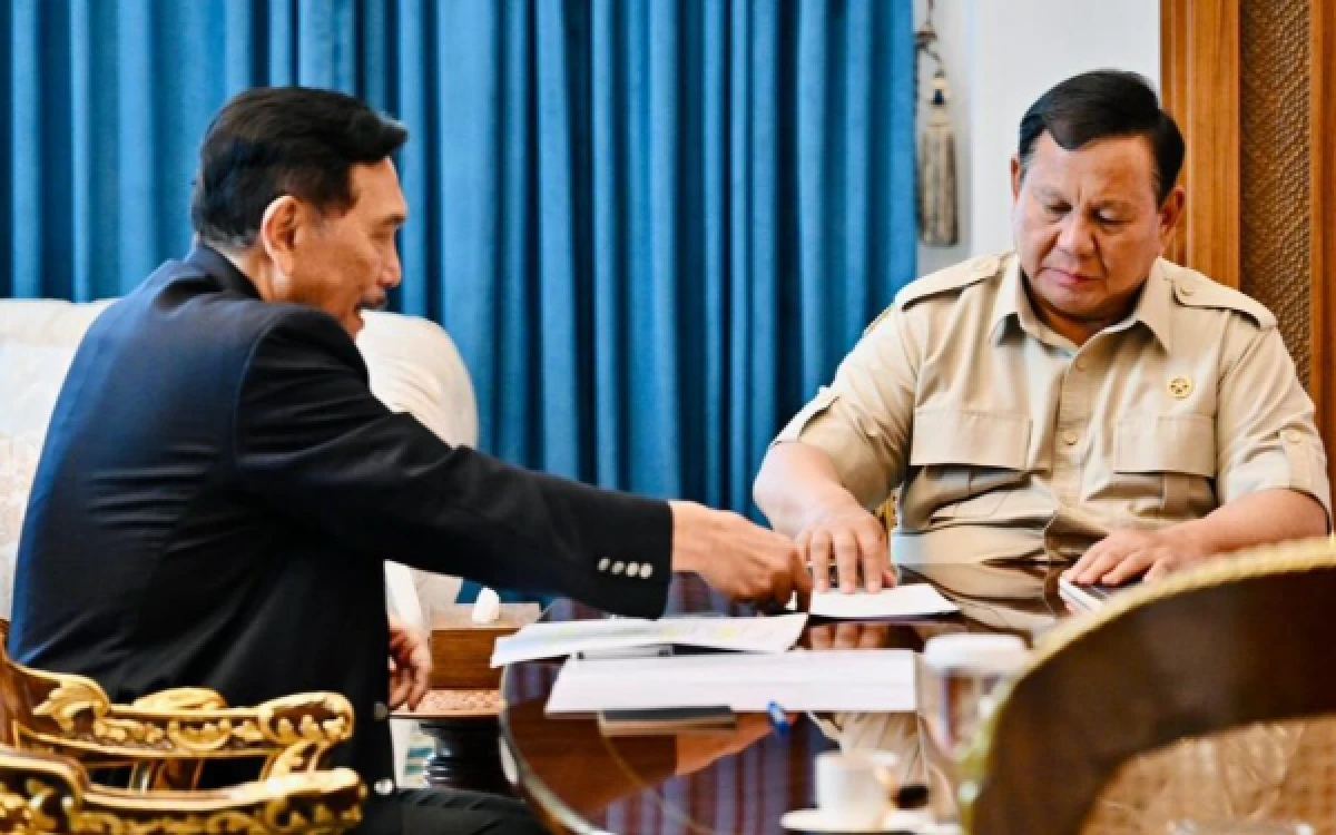 Thumbnail Berita - Matangkan Transformasi Digital Pemerintah via GovTech, Prabowo Bertemu Luhut di Hambalang