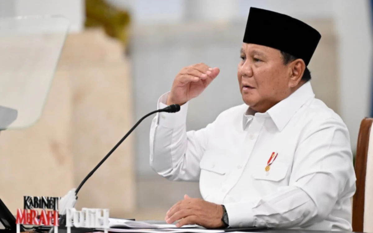 Thumbnail Berita - Bicara Pariwisata, Prabowo Ultimatum soal Sampah: Setahun Semua Sungai Harus Bersih!