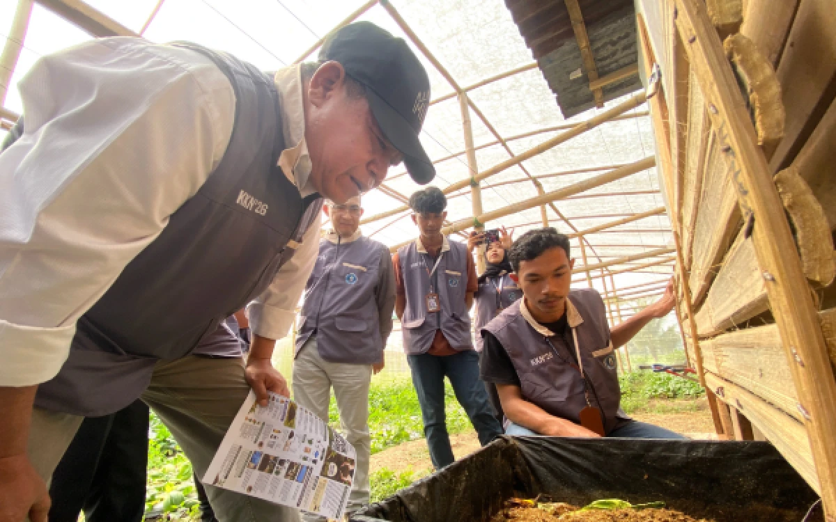 Thumbnail Berita - Monev KKN Unikama di Pakisaji, Rektor Ingatkan Mahasiswa Pentingnya Dampak Jangka Panjang bagi Masyarakat