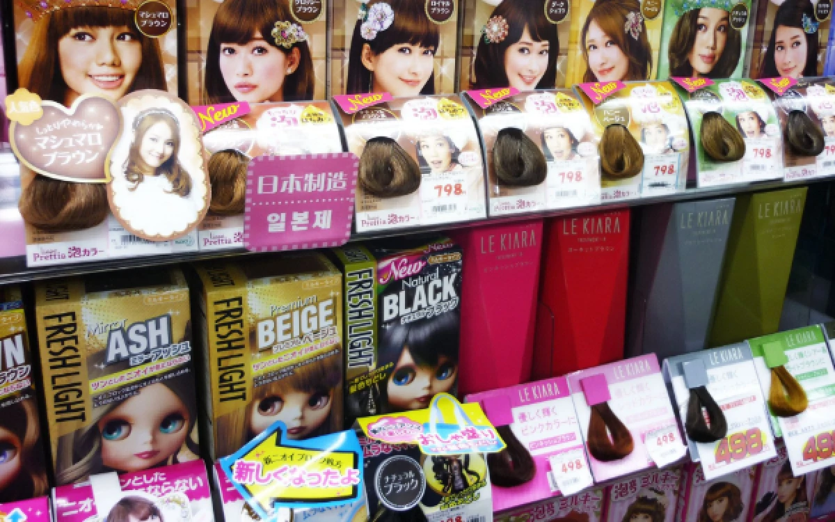 Thumbnail Berita - Bahan Kimia Cat Rambut Bisa Picu Kanker? Simak Penjelasan Pakar