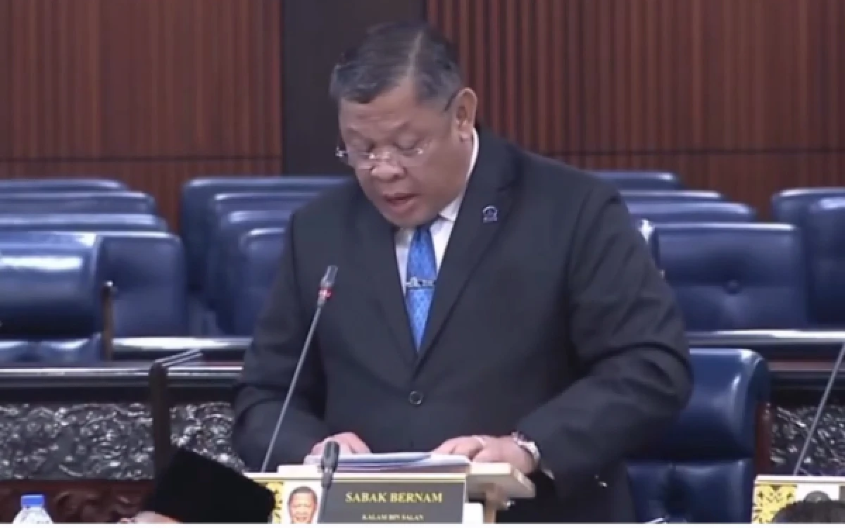 Thumbnail Berita - Pakai Bahasa Jawa, Anggota Parlemen Malaysia Desak Prabowo Atasi Kabut Asap Karhutla