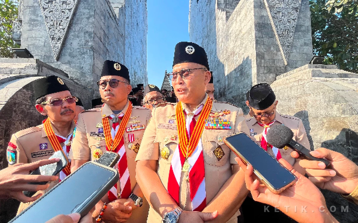 Thumbnail Berita - Pramuka Bakal Jadi Ekstrakurikuler Wajib di Sekolah Rakyat, Budi Waseso Sebut Libatkan Taruna Akmil