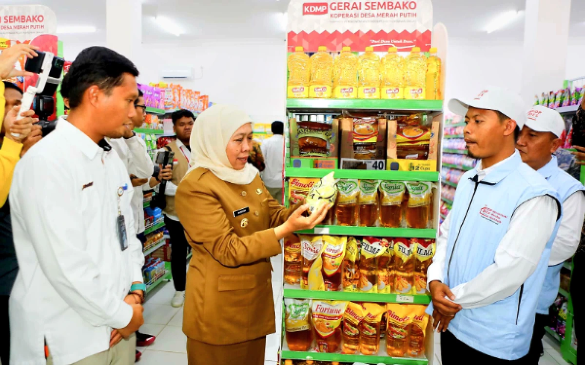 Thumbnail Berita - Jatim Pimpin Nilai Transaksi Nasional KDMP, Gubernur Khofifah Tegaskan Bukti Ekonomi Kerakyatan Bergerak Nyata dari Desa