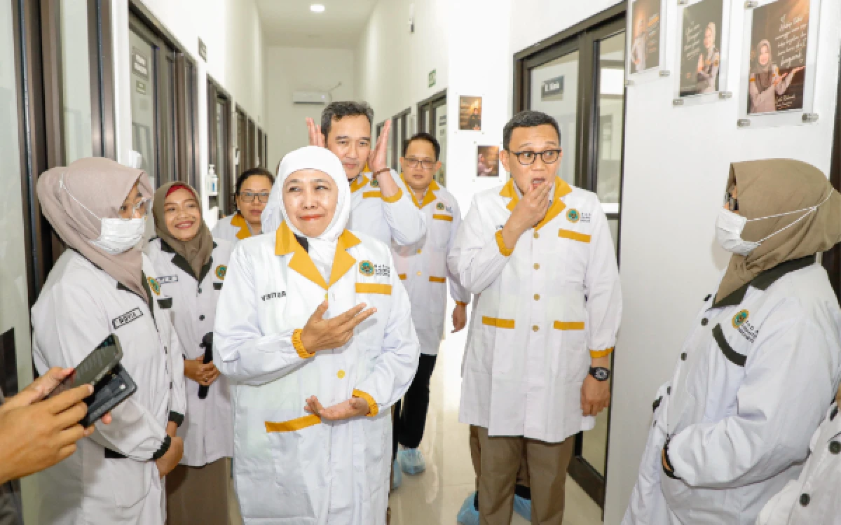 Thumbnail Berita - Gubernur Khofifah dan Kepala Badan Karantina Resmikan Karantina Terpadu Jatim Pertama di Indonesia, Semakin Jadi Bukti Gerbang Baru Nusantara