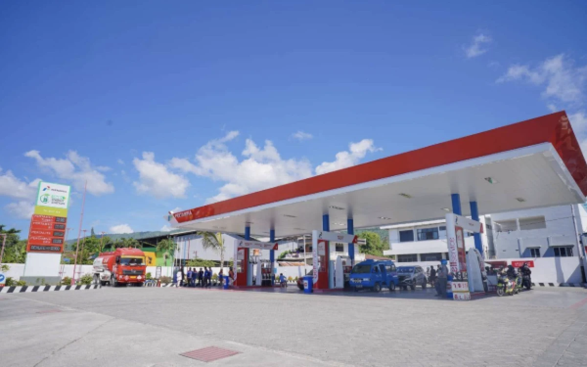 Thumbnail Berita - Harga Pertamax Sudah ‘Nggak Kebeli’, Pertamina Jamin Stok Pertalite Aman