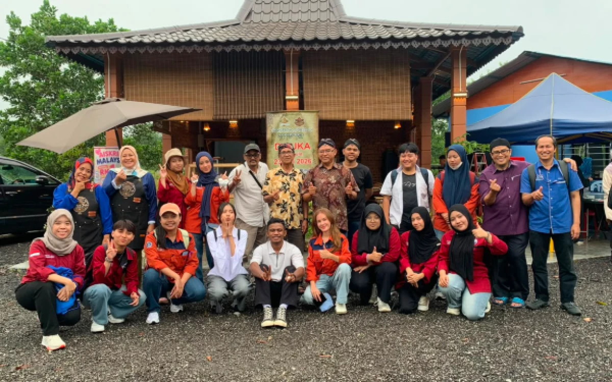 Thumbnail Berita - Mahasiswa Unikama Bawa Budaya Jawa ke Malaysia, KKN Internasional Perkuat Ikatan dengan Diaspora di Melaka