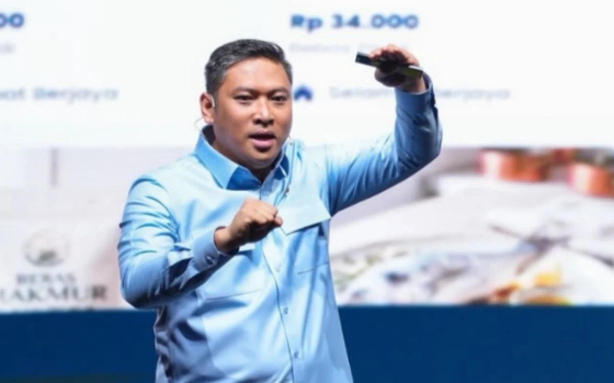 Thumbnail Berita - Bos BGN: Dana Operasional Dapur MBG Maksimal Rp3.000 per Porsi, Target Hemat Rp3 Triliun