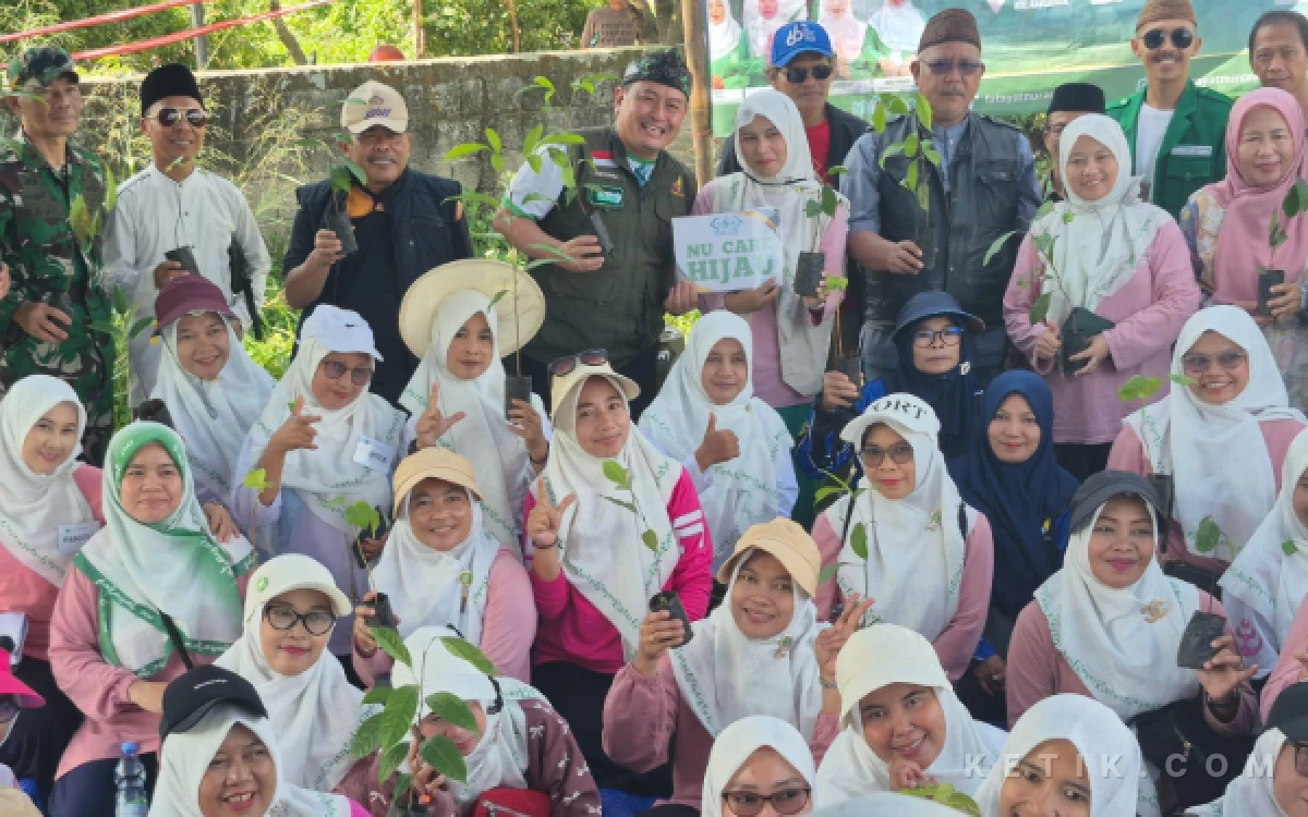 Thumbnail Berita - Giat Penanaman Pohon Ratusan Pohon di Rancaekek, Susanti Fatayat Sebut 3 Isu yang Mengemuka