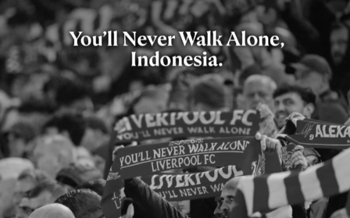 Thumbnail Berita - Liverpool FC Unggah Pesan Menyentuh: Kami Bersamamu, Indonesia