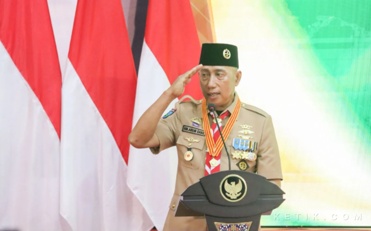 Thumbnail Berita - Arum Sabil Bangga! Kader Pramuka Garuda Jatim Ghia Dinobatkan sebagai Puteri Kebaya Indonesia 2026