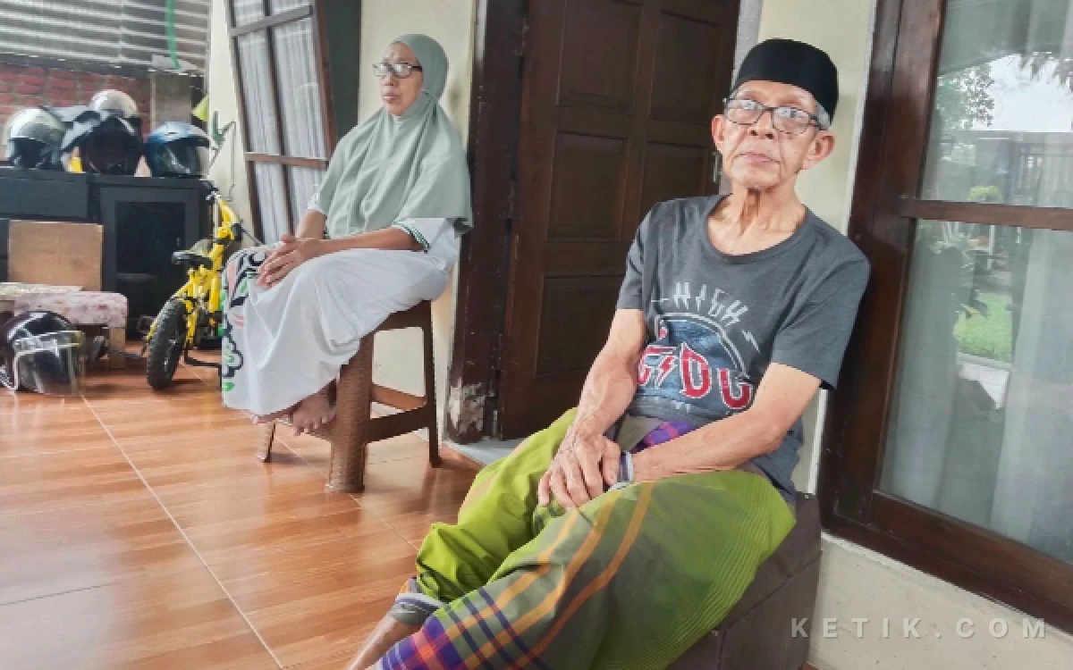 Thumbnail Berita - Kisah Pilu Efendi, 70 Tahun, Operasi Prostat Batal di RSUD Ngudi Waluyo Wlingi Blitar karena Denda
