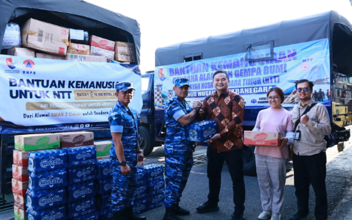 Thumbnail Berita - Wujud Kepedulian TNI AU, Lanud Husein Sastranegara Kirim Bantuan untuk Korban Bencana di NTT