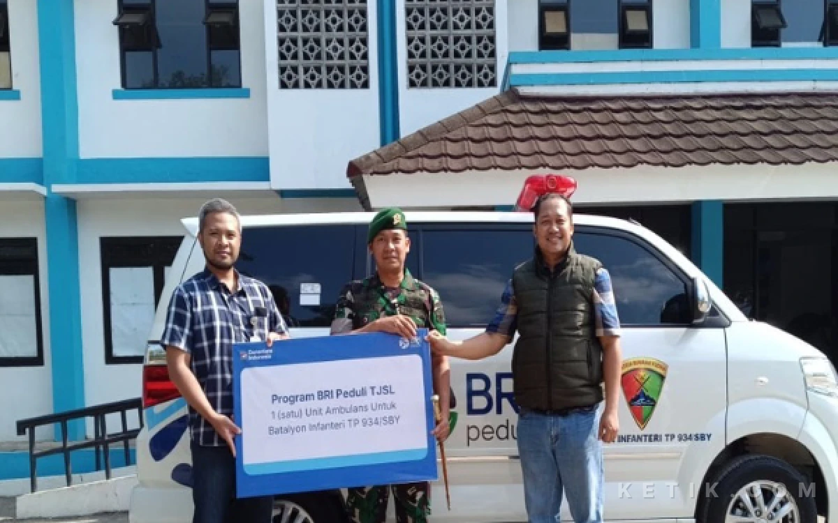 Thumbnail Berita - Ambulans CSR BRI Pacitan Siaga 24 Jam, Warga Pelosok Bisa Dapat Akses Layanan Gratis