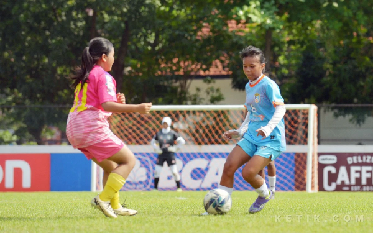 Thumbnail Berita - Gilas Persegres Putri 12-0, Putri Meta Bertahan di Papan Atas Klasemen Sementara