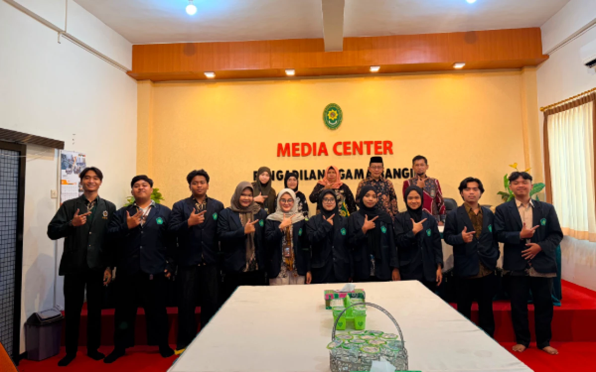 Thumbnail Berita - Mahasiswa PKL Fakultas Syariah UIN Malang Resmi Ditarik dari PA Bangil, Perkuat Sinergi Pendidikan Hukum Berbasis Praktik